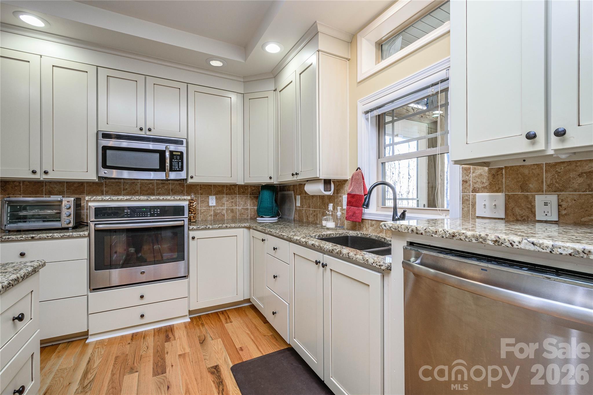 281 Ewbank Road Etowah NC 28729