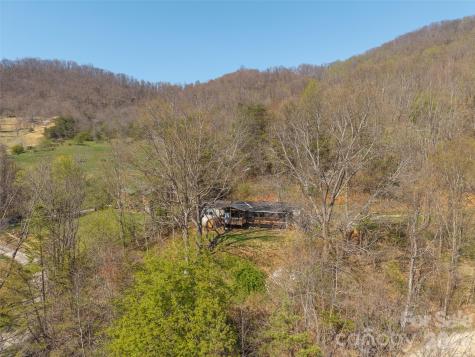301 Matthew Lane Canton NC 28716
