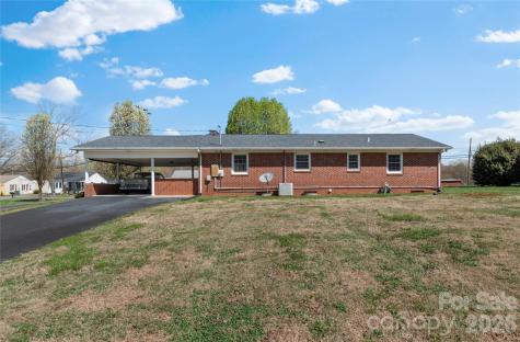 612 E Main Street Boonville NC 27011