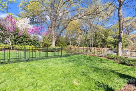 1624 Lombardy Circle Charlotte NC 28203