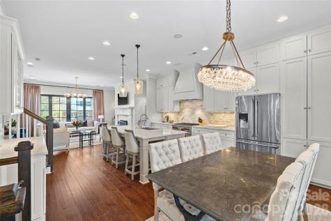 1624 Lombardy Circle Charlotte NC 28203