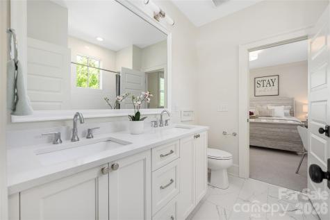 5422 Closeburn Road Charlotte NC 28210
