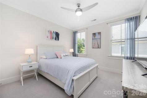 5422 Closeburn Road Charlotte NC 28210