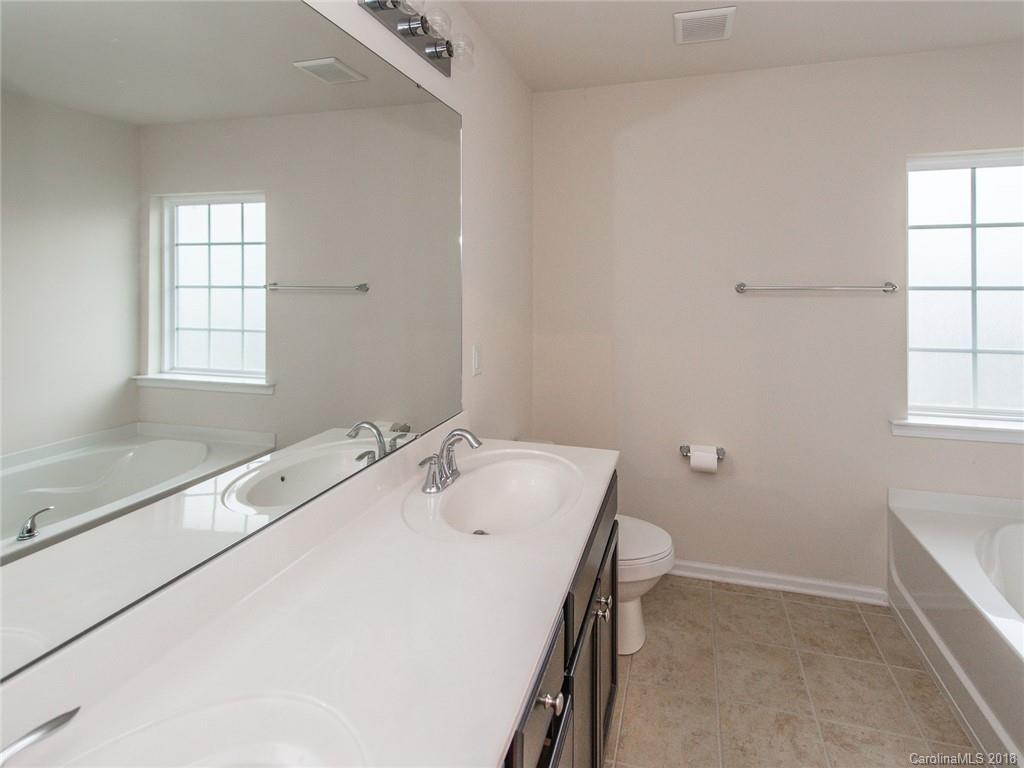 13815 Sunrise View Drive Charlotte NC 28278