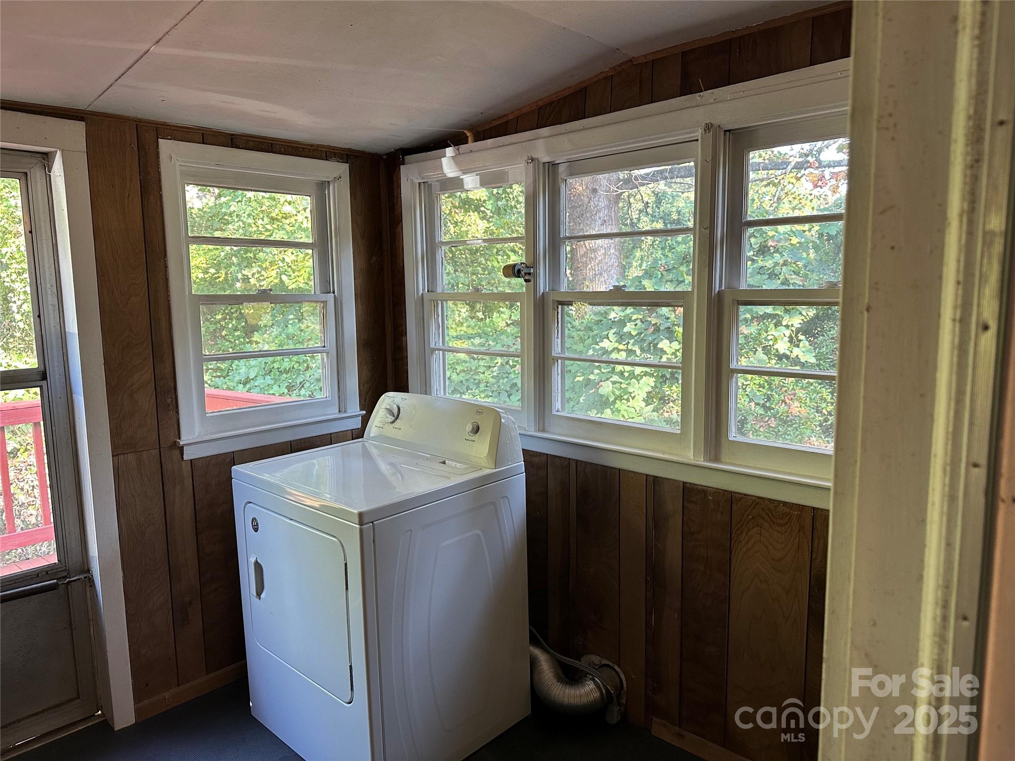 290 Old Highway 10 Road W Marion NC 28752