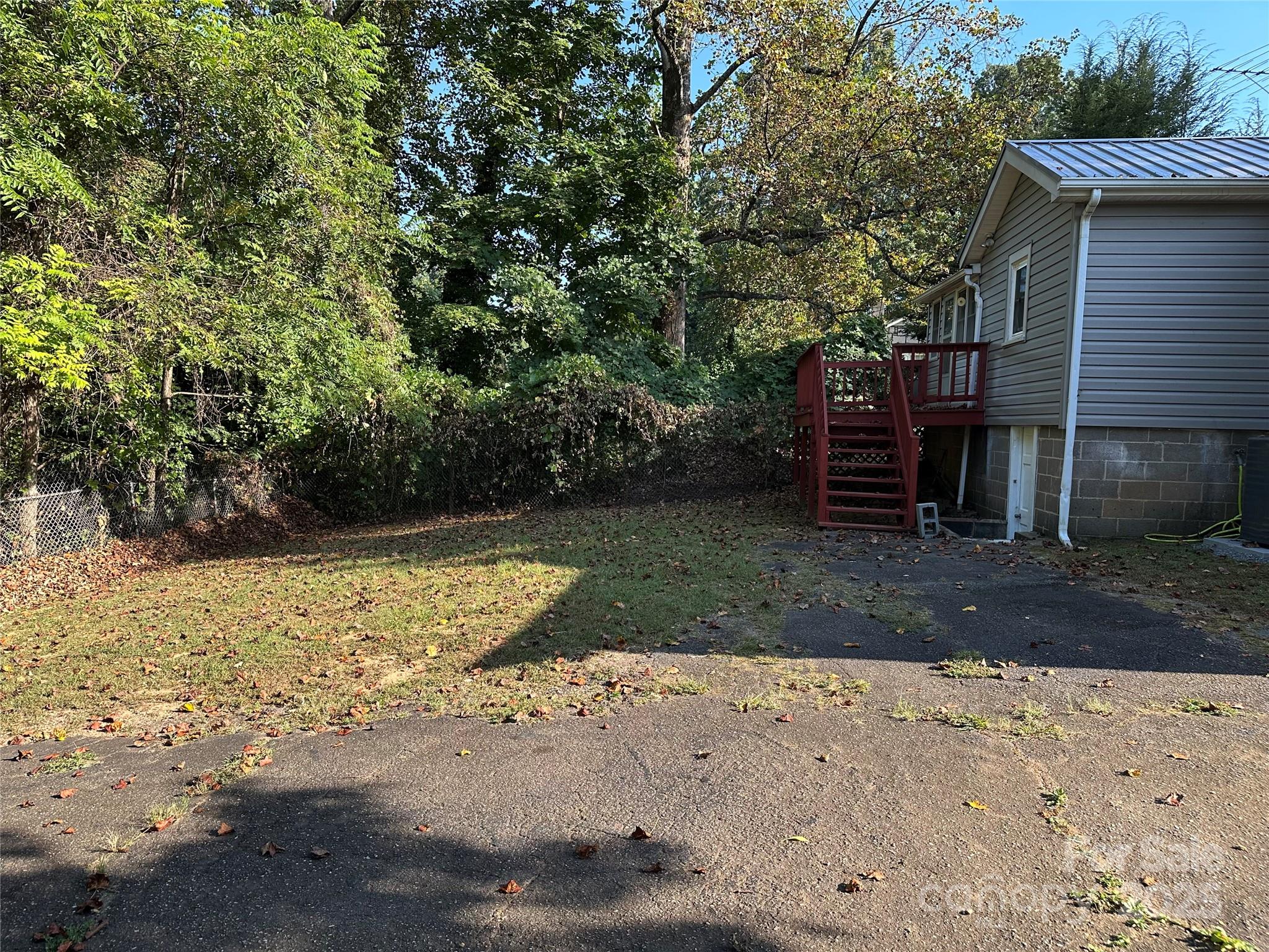 290 Old Highway 10 Road W Marion NC 28752