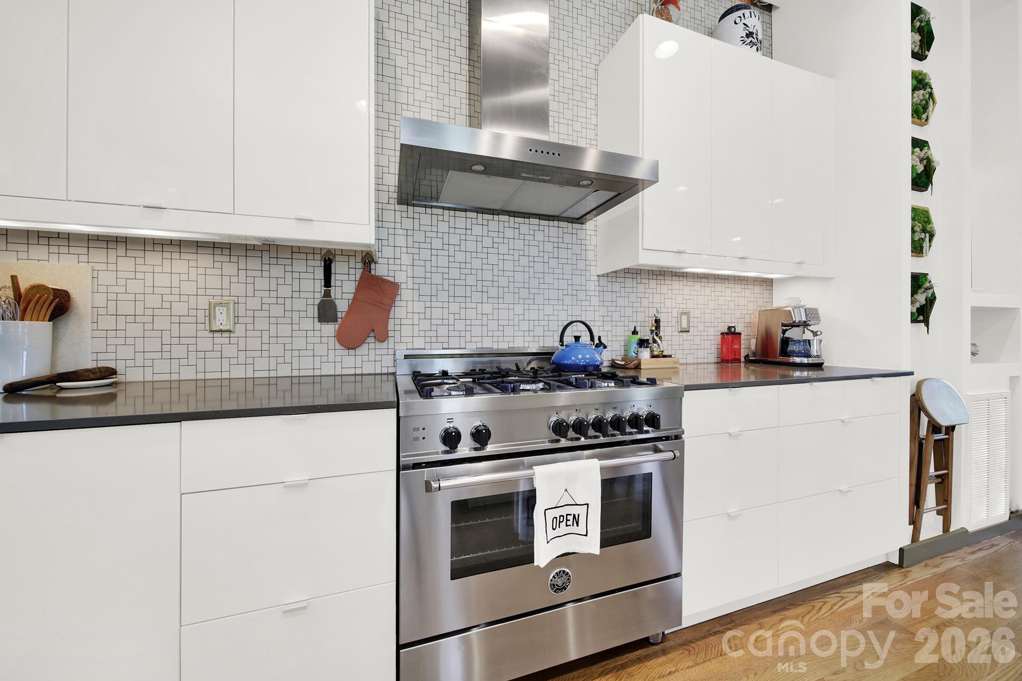 1930 Scott Avenue Charlotte NC 28203