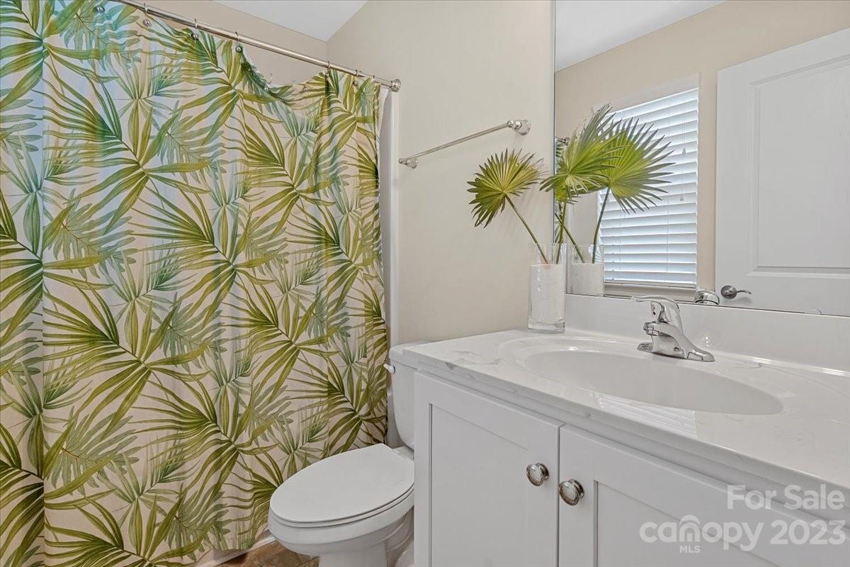 1504 Sharon Road W Charlotte NC 28210