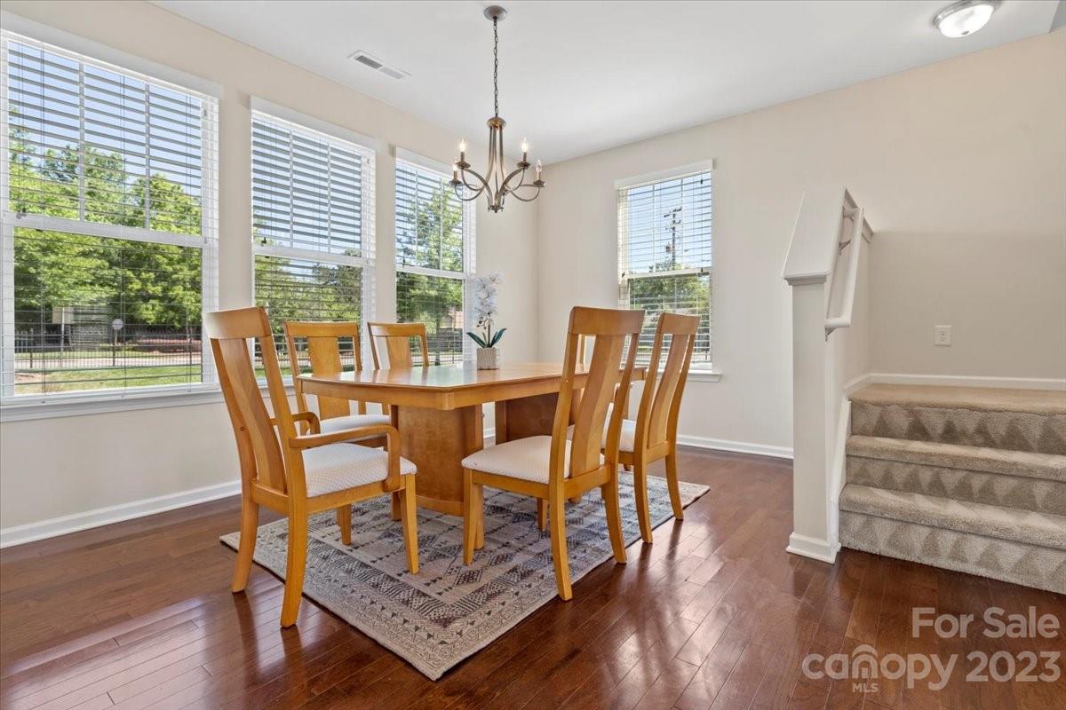 1504 Sharon Road W Charlotte NC 28210