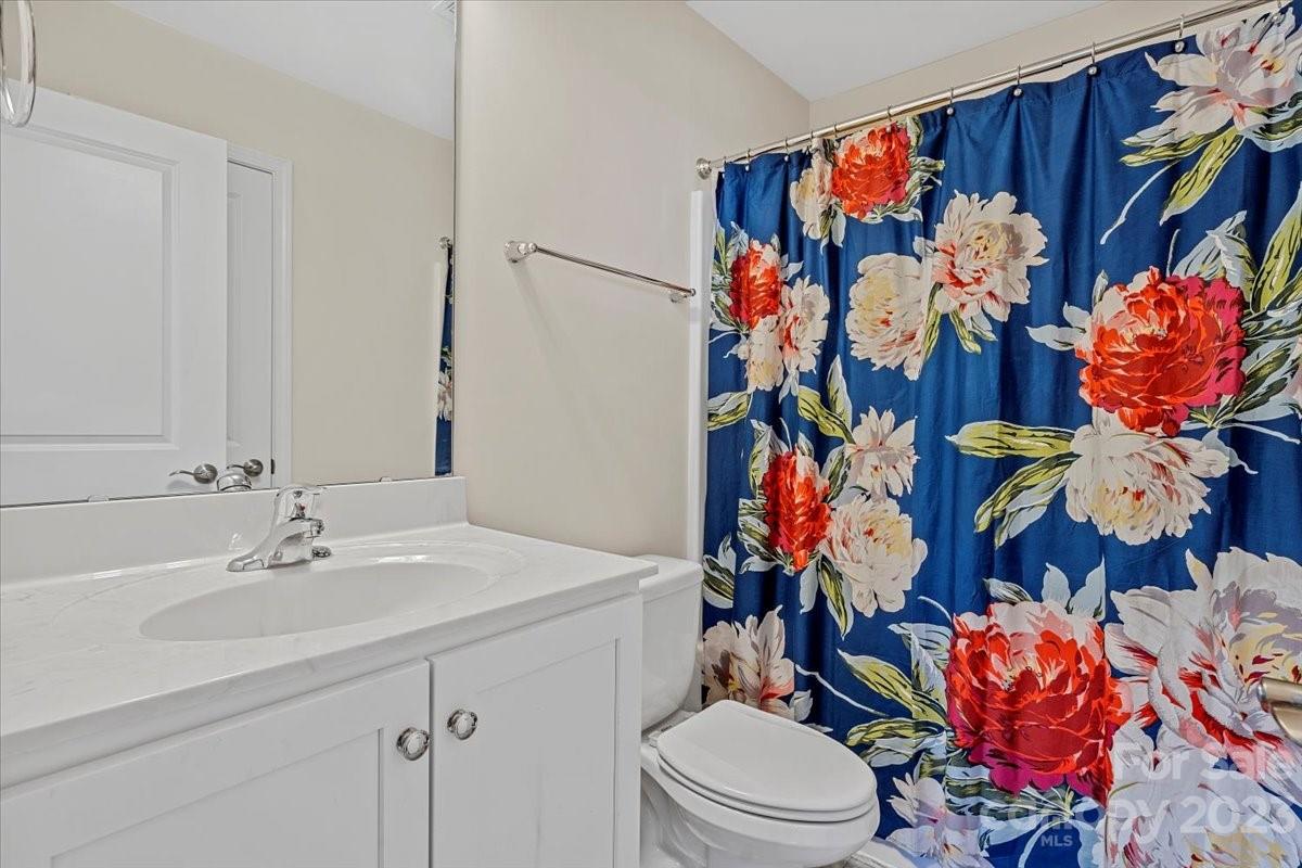 1504 Sharon Road W Charlotte NC 28210