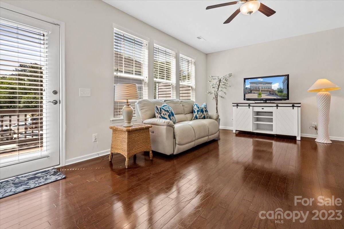 1504 Sharon Road W Charlotte NC 28210