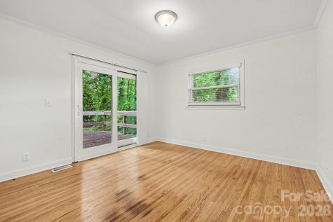676 Sedgefield Street SW Concord NC 28025