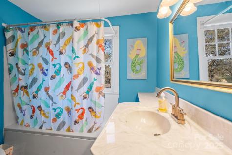 123 Westwood Road Asheville NC 28804