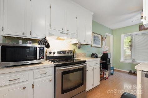 1407 Jodhpur Court Charlotte NC 28212