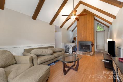 1407 Jodhpur Court Charlotte NC 28212