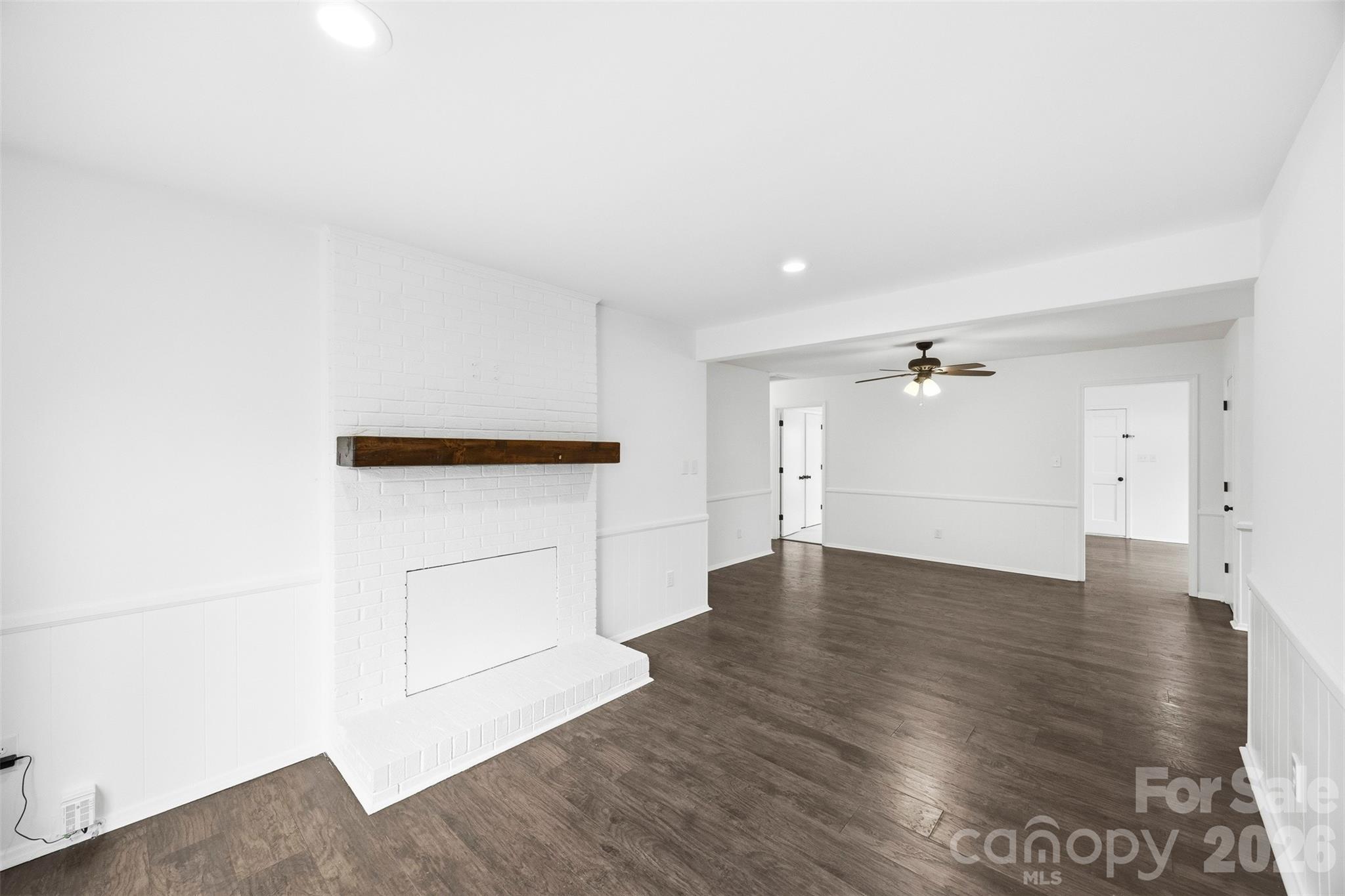 6924 Woodfield Drive Charlotte NC 28215