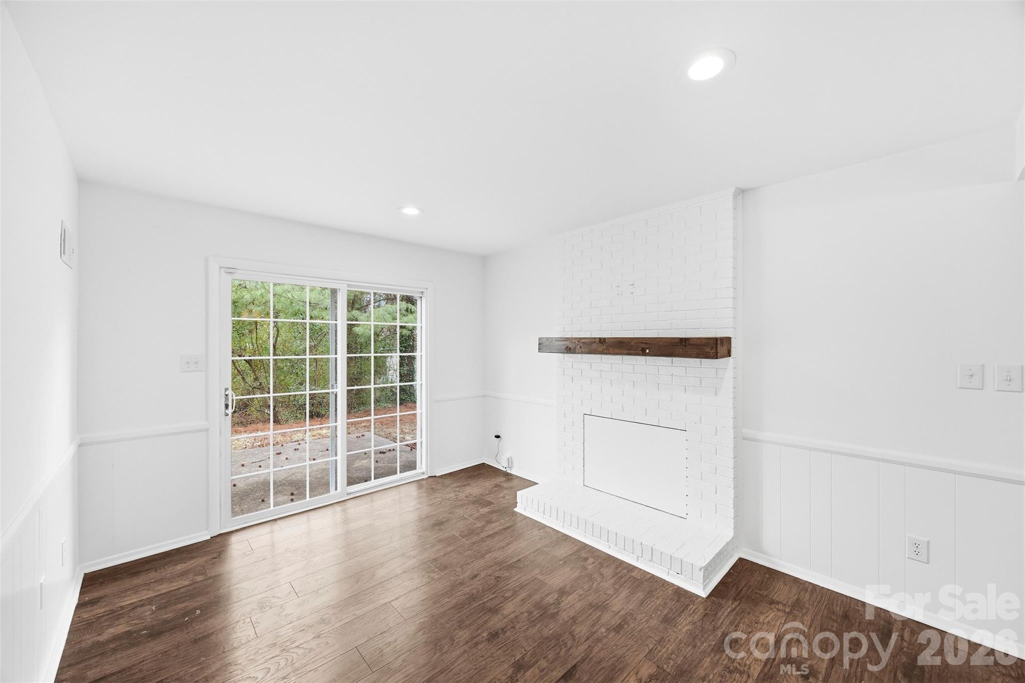 6924 Woodfield Drive Charlotte NC 28215
