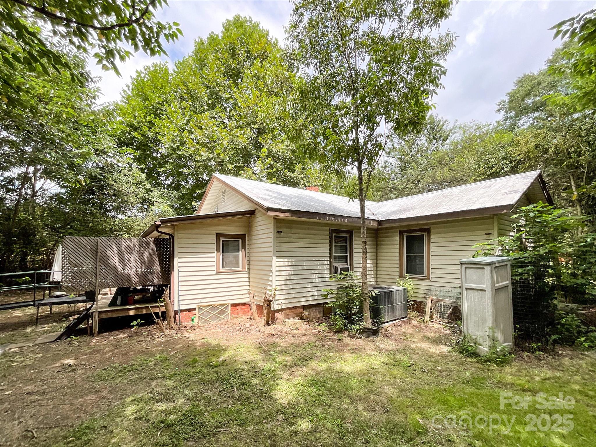 17837 Porter Hill Road Norwood NC 28128