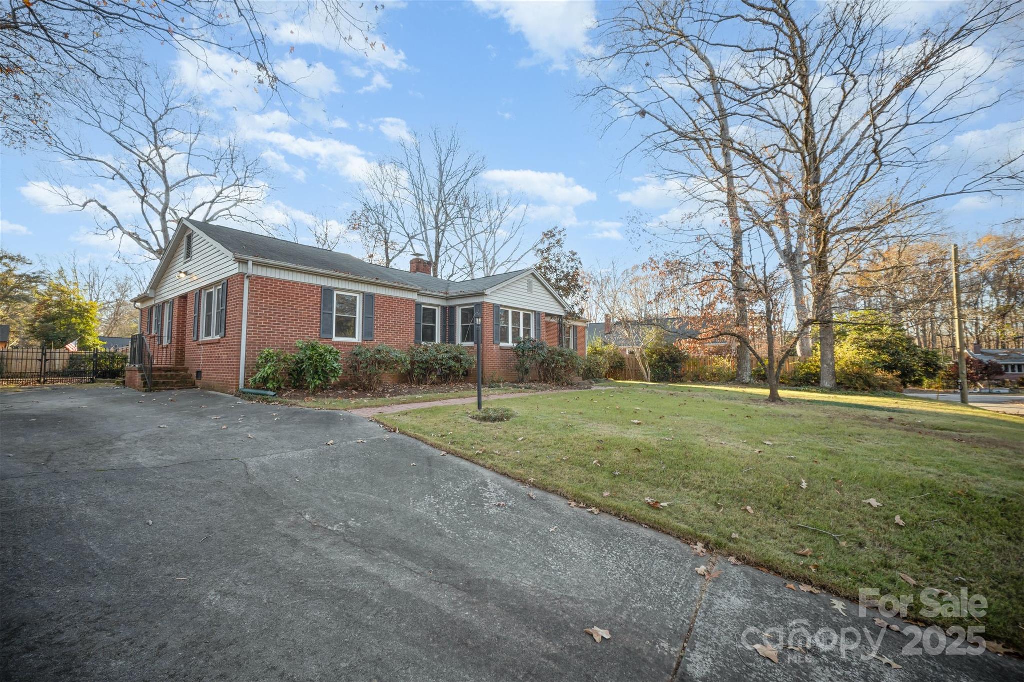 119 W Close Street Fort Mill SC 297159750