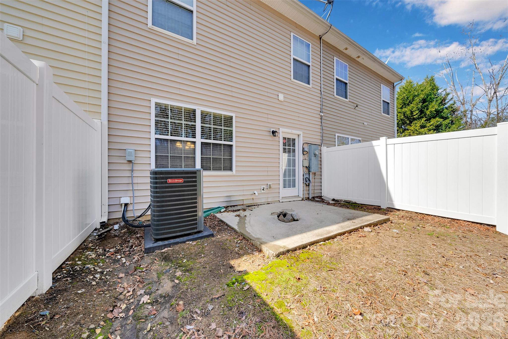 11722 Prideland Court Charlotte NC 28273