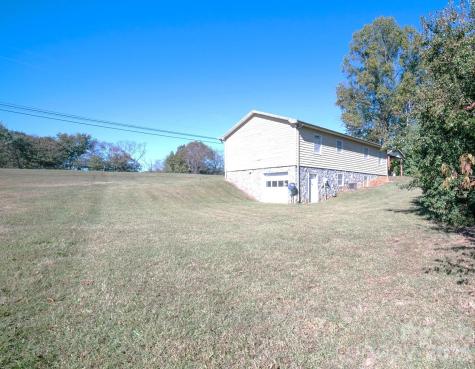 4186 Horseshoe Bend Road Hudson NC 28638