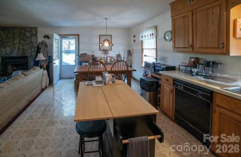 4186 Horseshoe Bend Road Hudson NC 28638