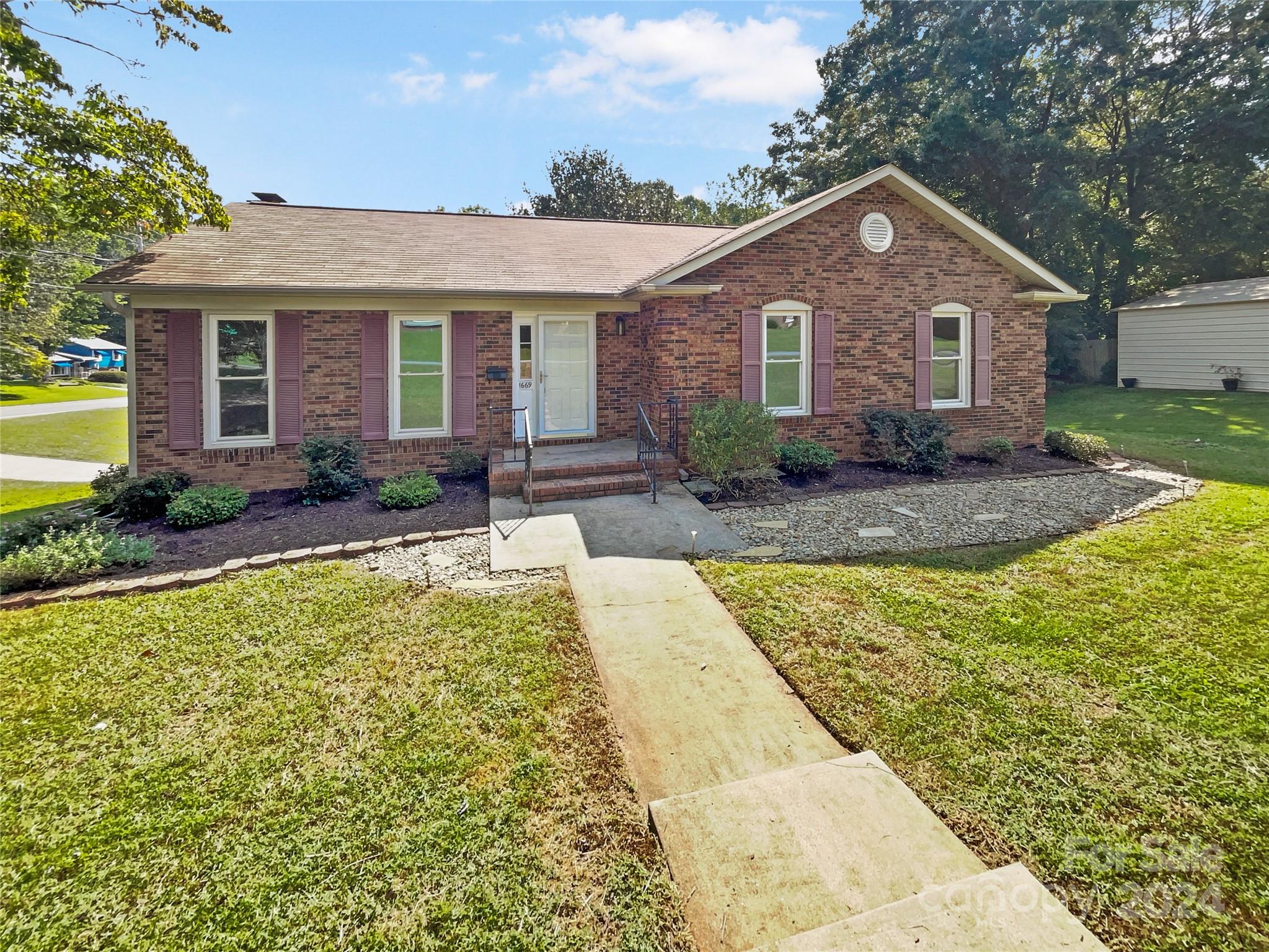 1669 Buckingham Avenue Gastonia NC 28054