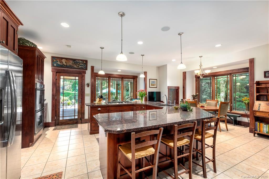 187 Country Club Road Asheville NC 28804