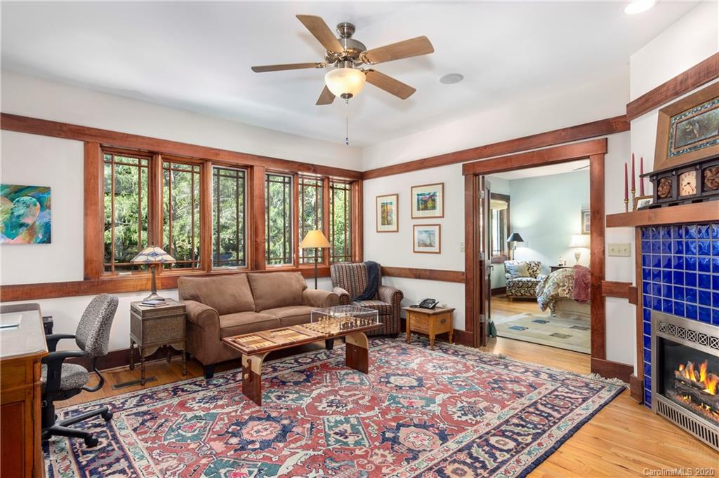 187 Country Club Road Asheville NC 28804