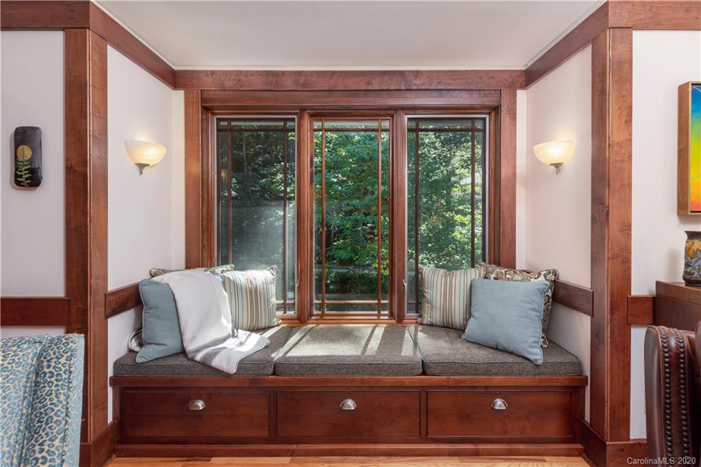 187 Country Club Road Asheville NC 28804