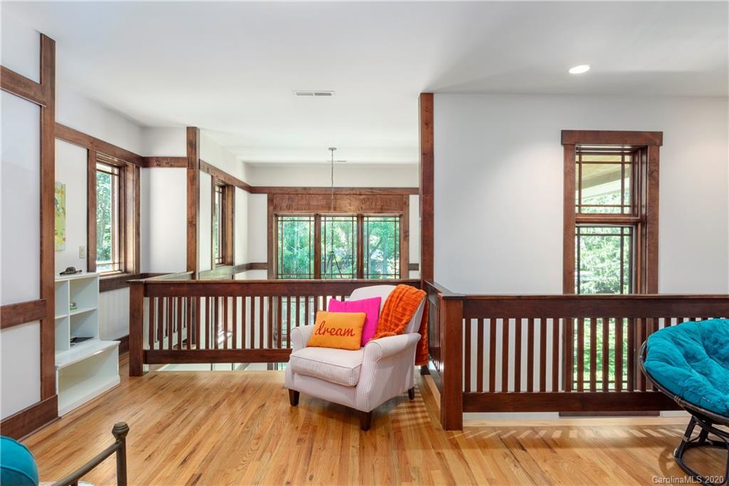 187 Country Club Road Asheville NC 28804