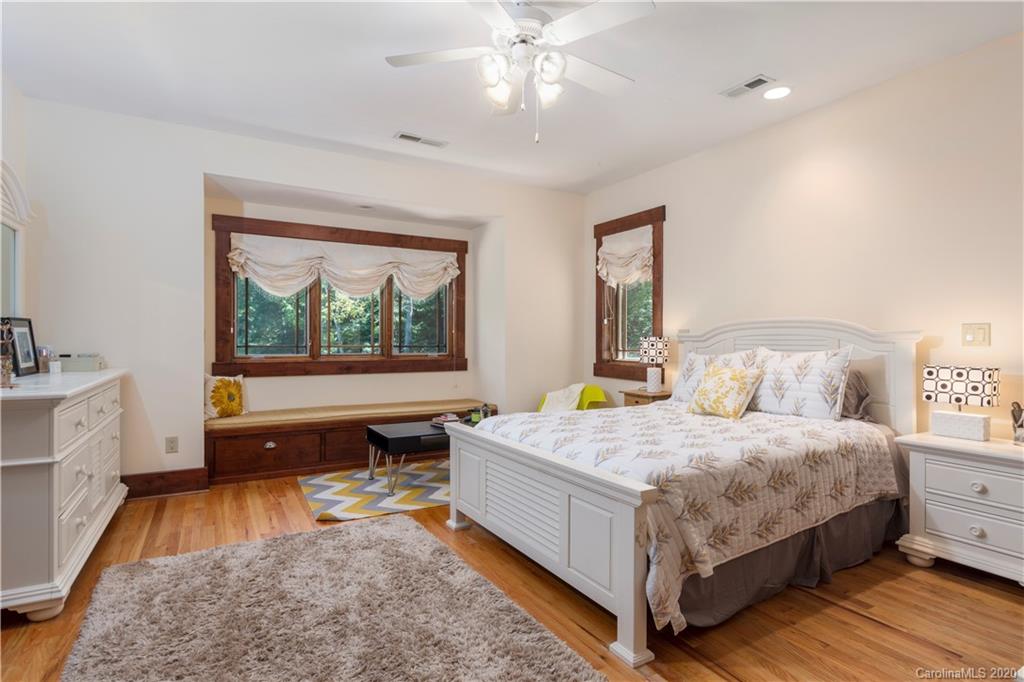 187 Country Club Road Asheville NC 28804
