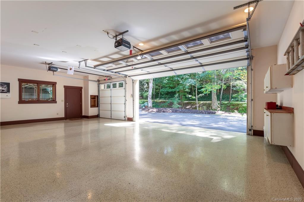 187 Country Club Road Asheville NC 28804