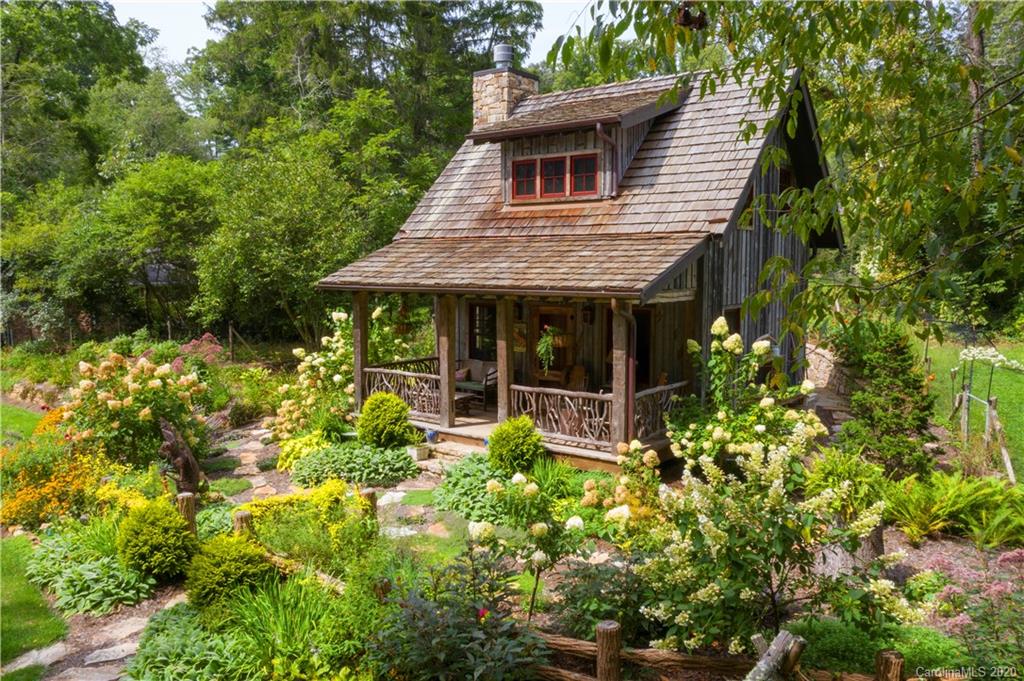 187 Country Club Road Asheville NC 28804