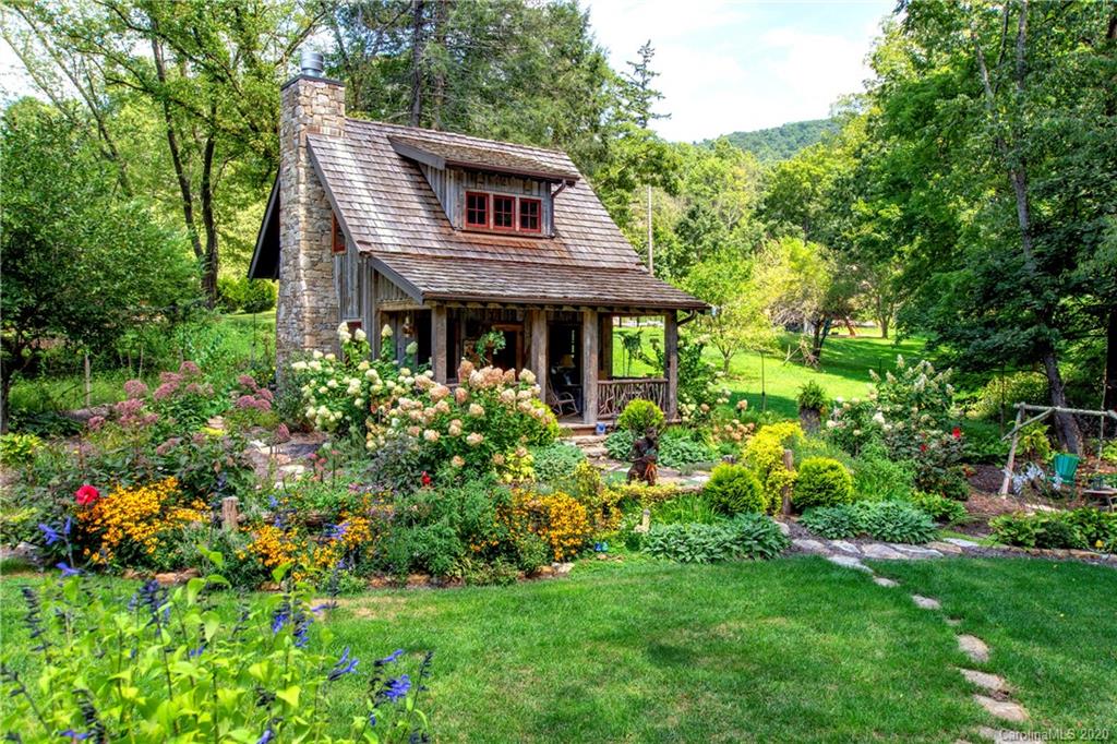 187 Country Club Road Asheville NC 28804