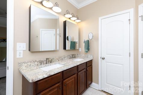 1108 King Road York SC 29745