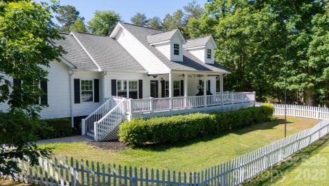 1108 King Road York SC 29745