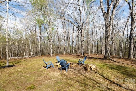 1108 King Road York SC 29745