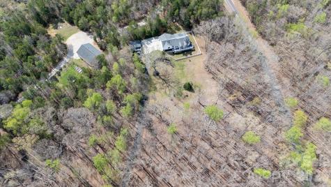 1108 King Road York SC 29745
