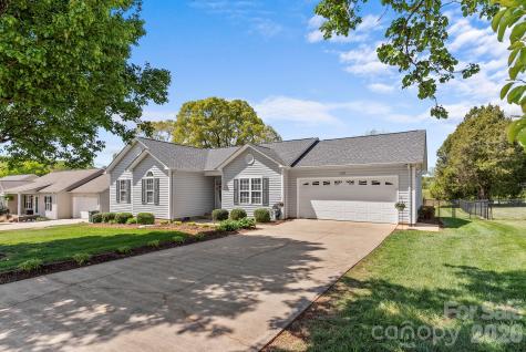 1478 Farmington Hills Drive Conover NC 28613