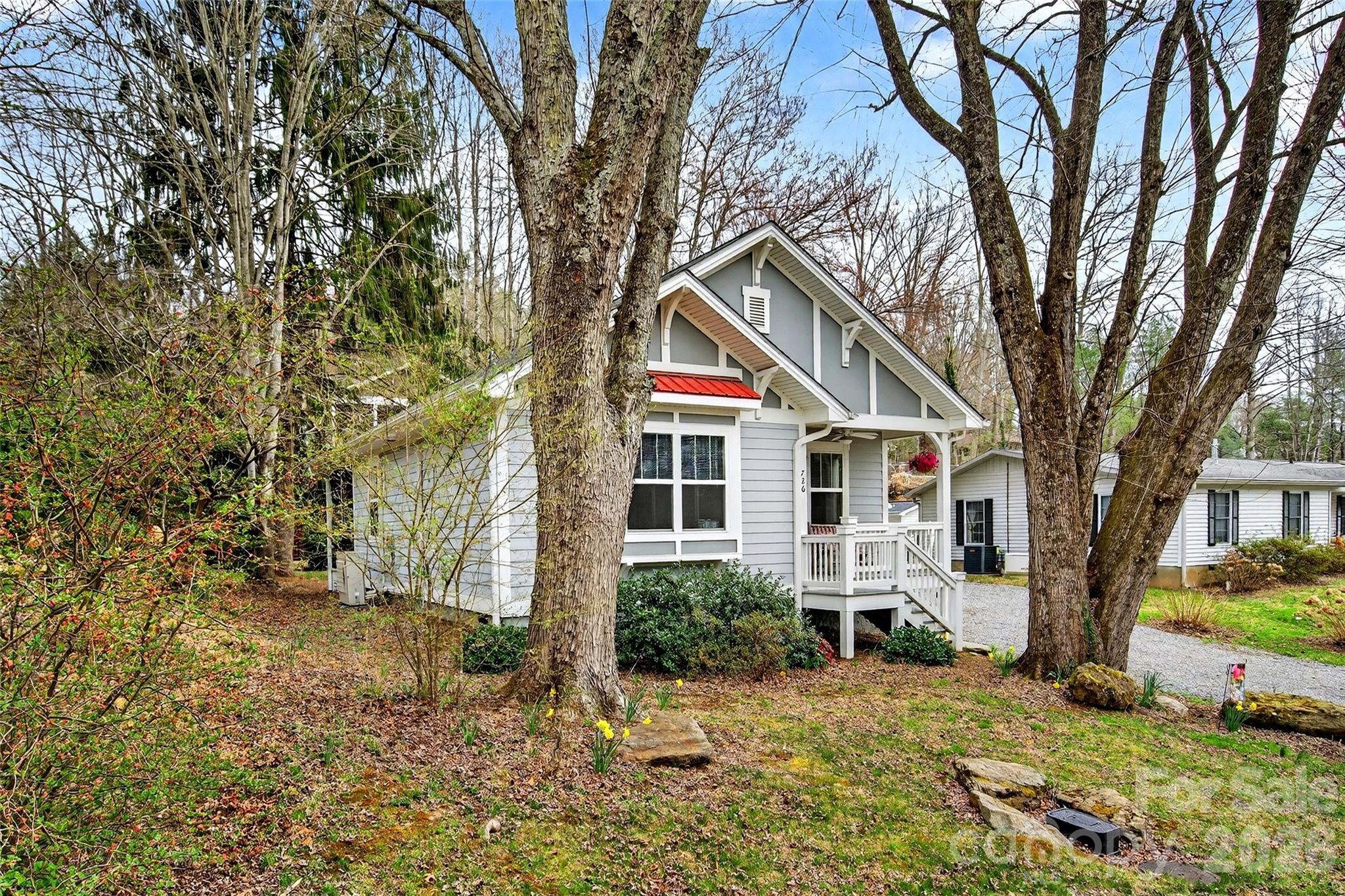 726 Rhododendron Avenue Black Mountain NC 28711