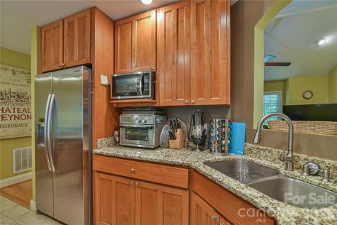 911 Fanning Bridge Road Fletcher NC 28732