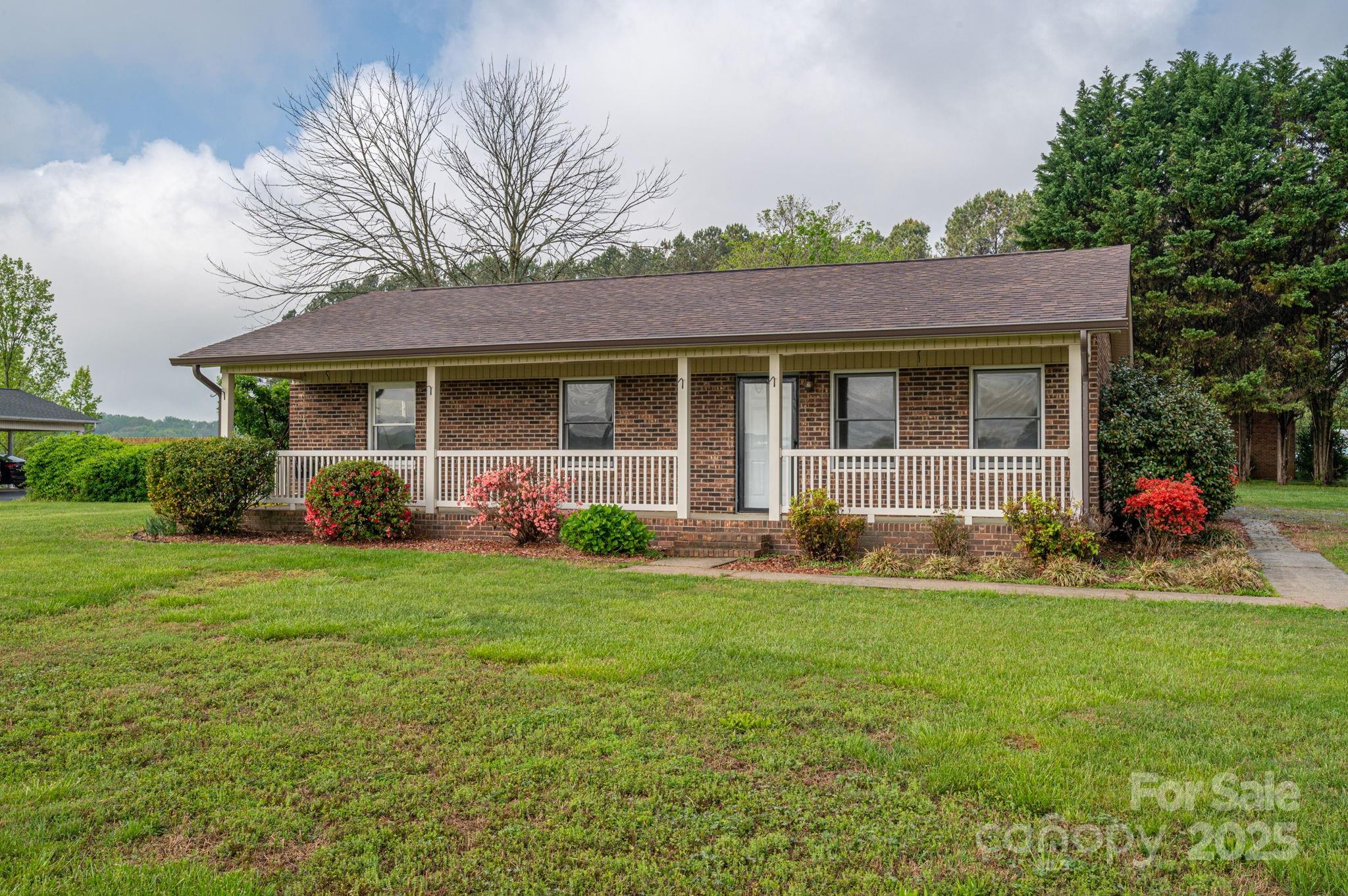 1663 Smyre Farm Road Newton NC 28658