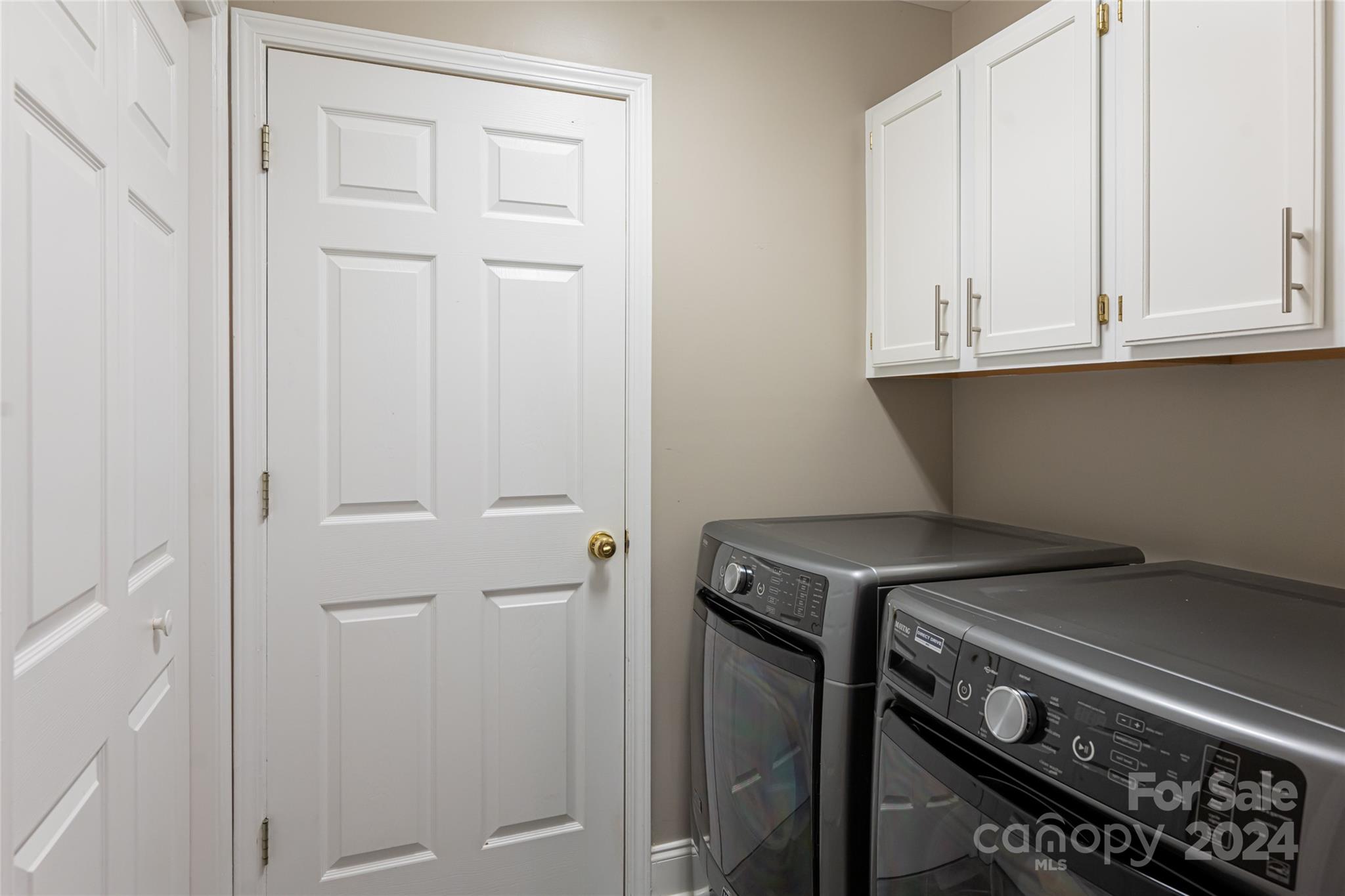 14 Stuart Circle Asheville NC 28804