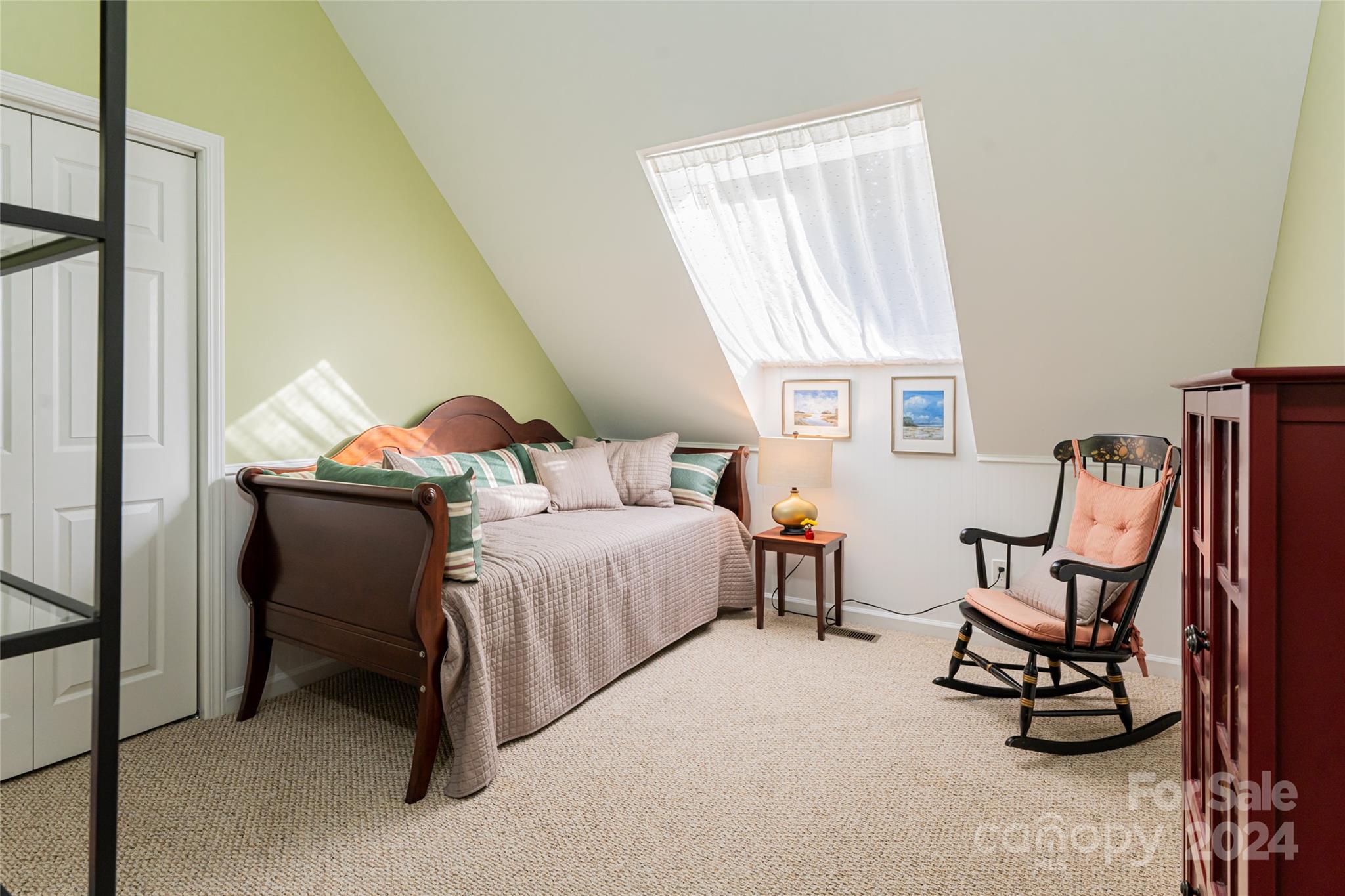 14 Stuart Circle Asheville NC 28804