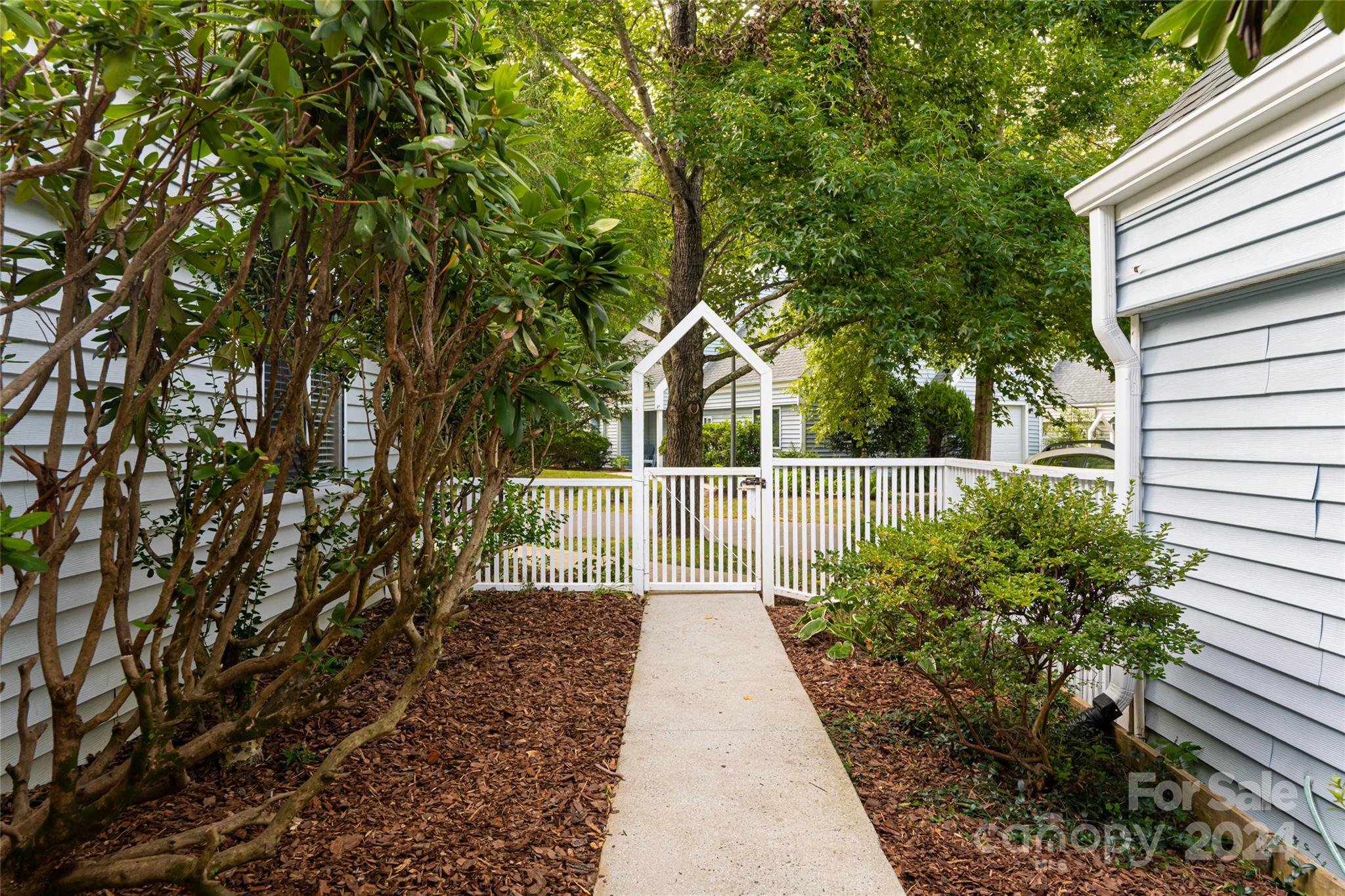 14 Stuart Circle Asheville NC 28804