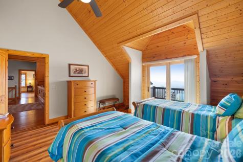 277 Kestrel Court Sapphire NC 28774