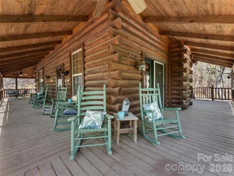 462 Deep Woods Lane Saluda NC 28773