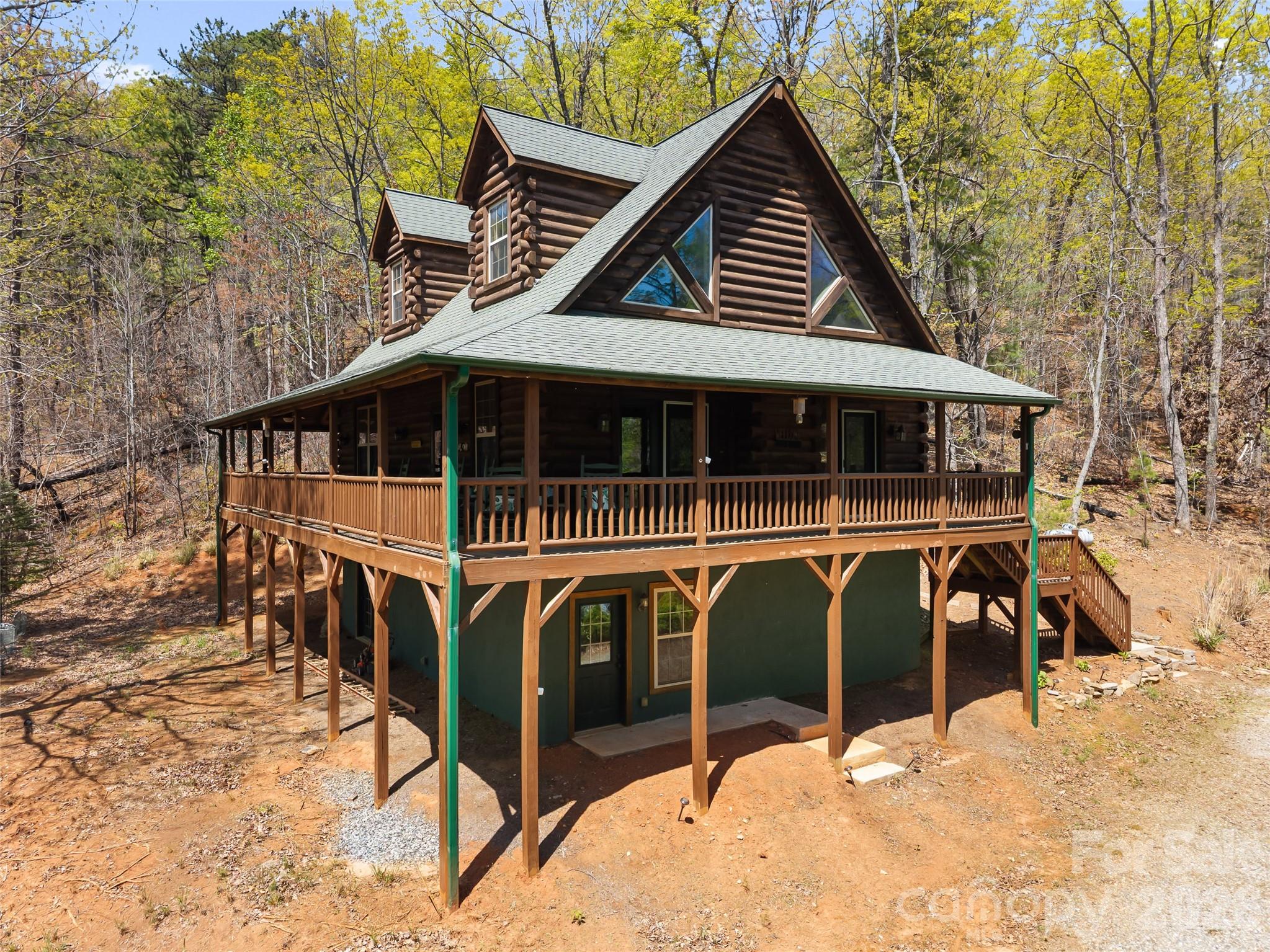 462 Deep Woods Lane Saluda NC 28773