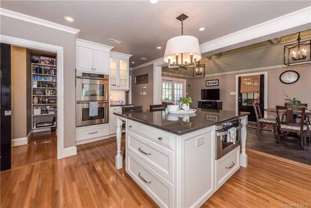 2012 Cloister Drive Charlotte NC 28211